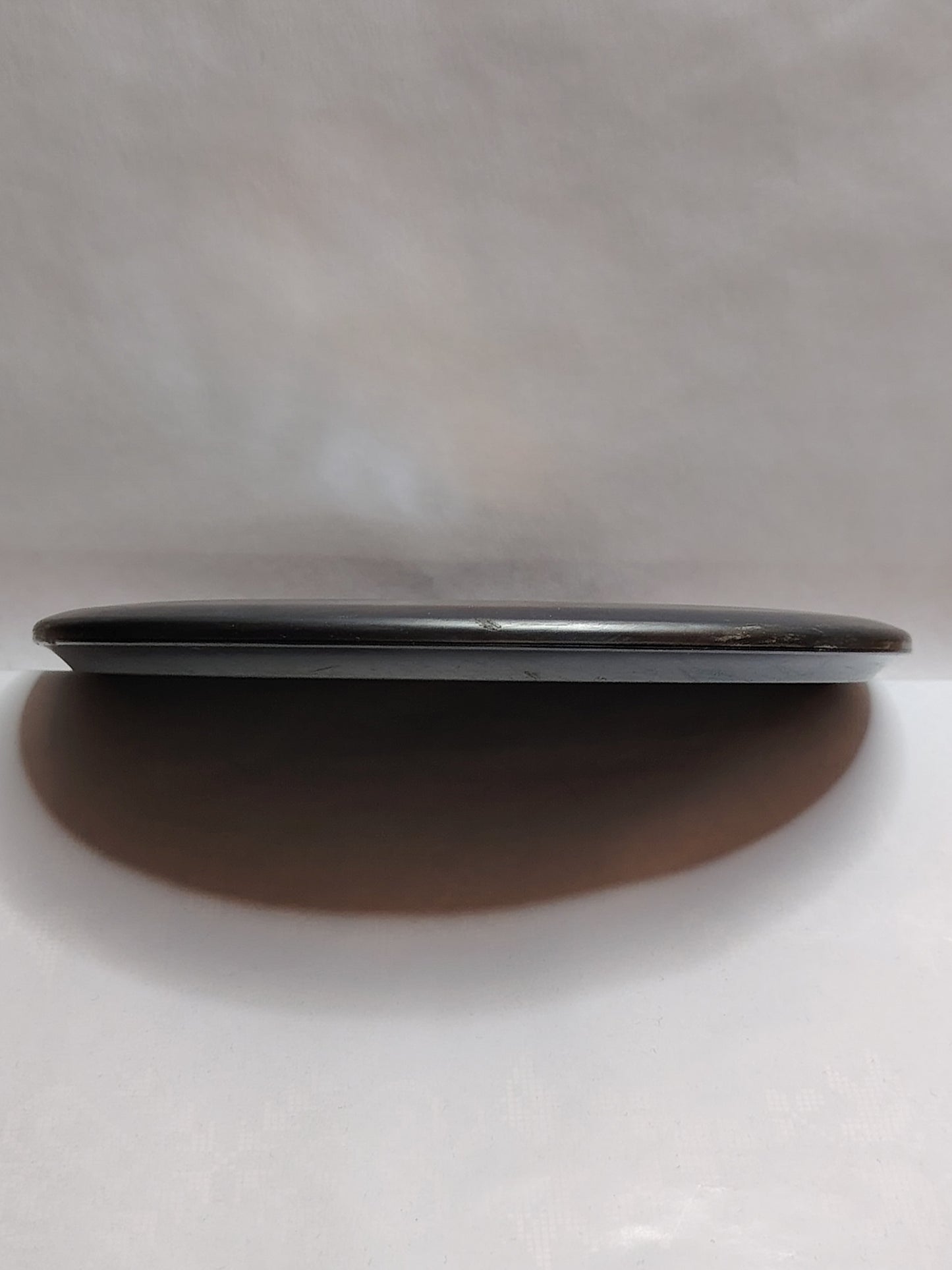 Discraft Titanium Buzzz – Harmaa, n. 177 g, Kunto: A