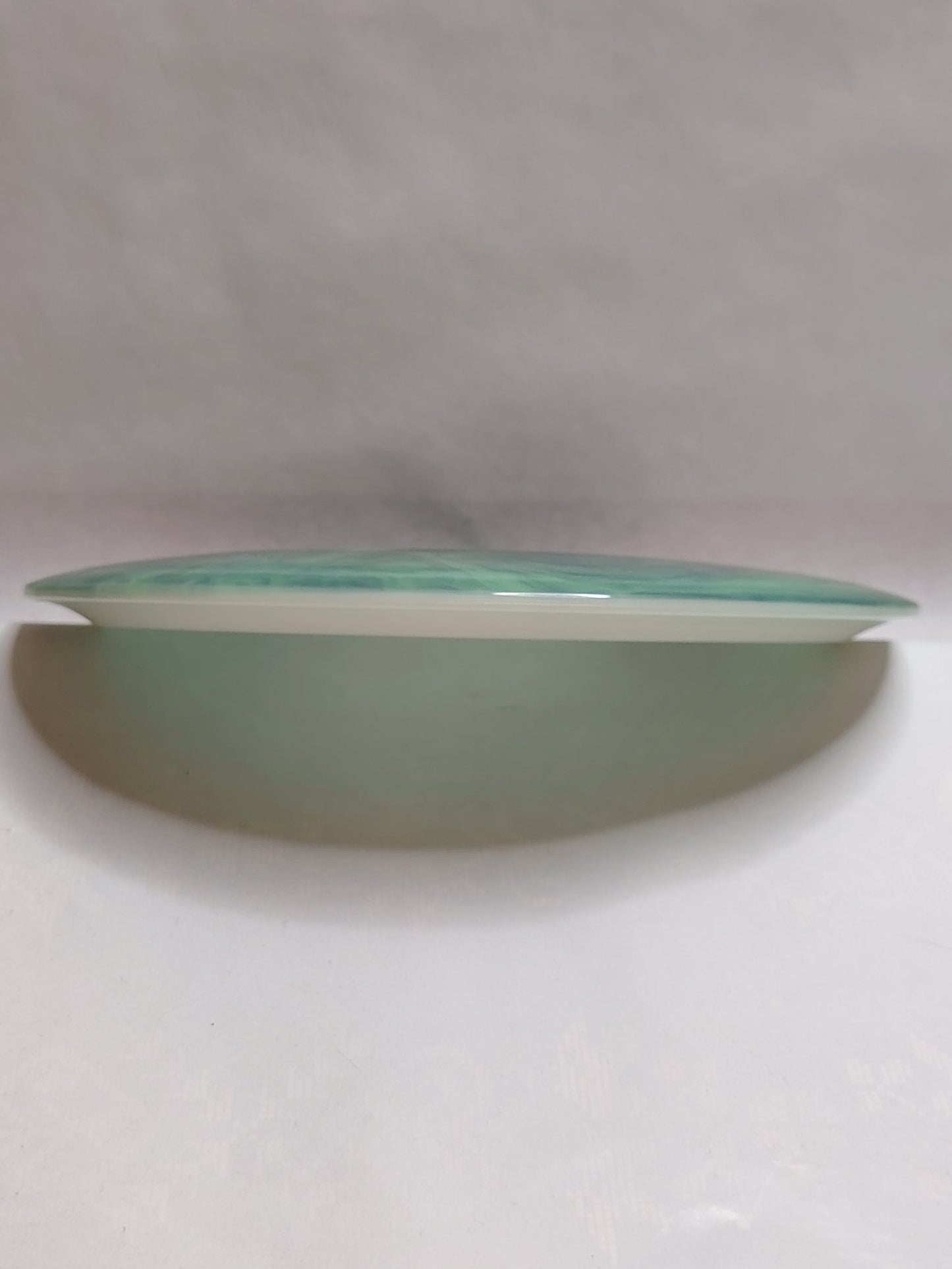 Discmania Evolution Neo Instinct – Dyed, 173 g, Kunto: Käyttämätön