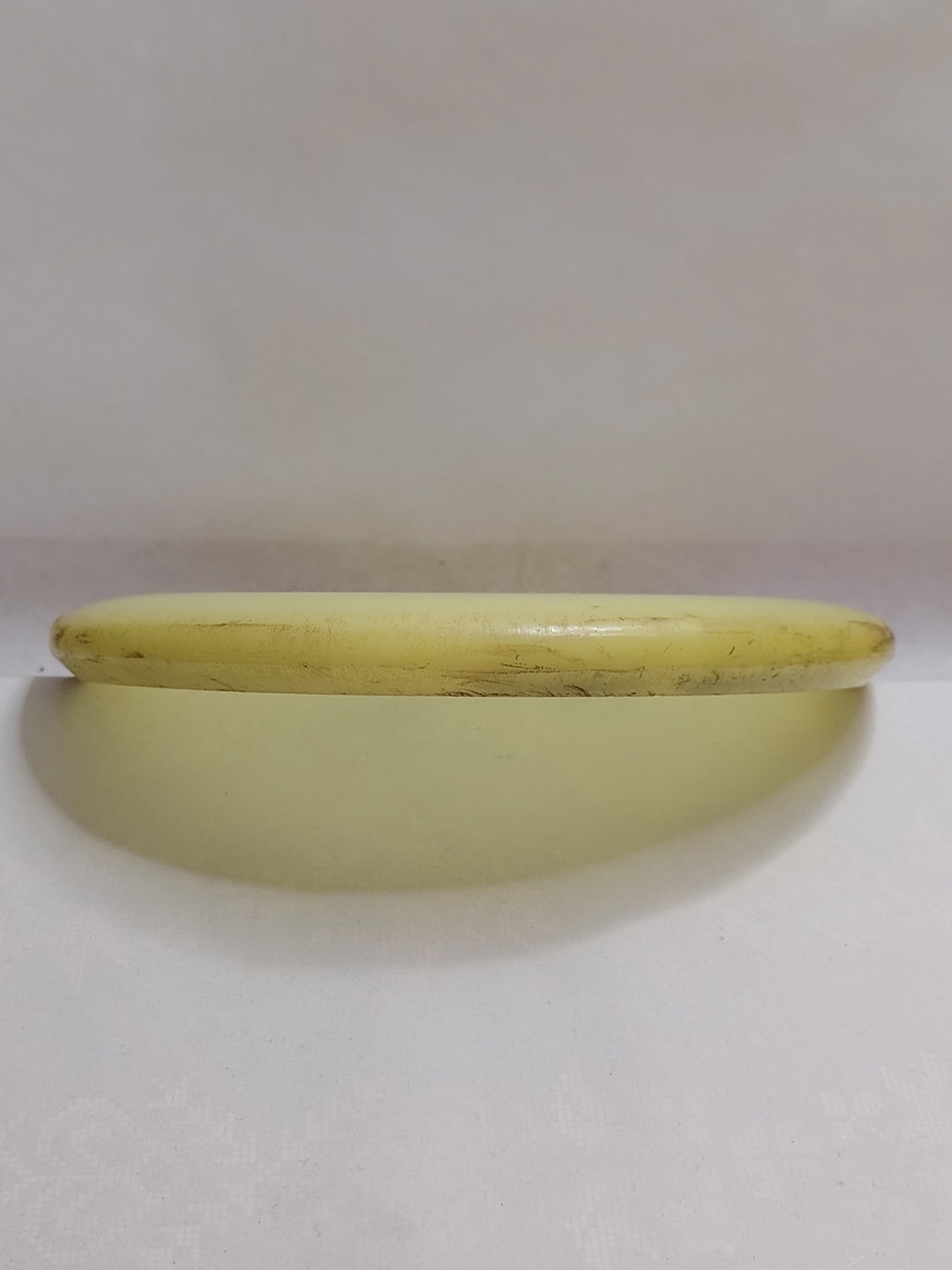 Discmania Innova Made Glow C-Line P2 Special Edition – noin 174 g, Kunto: B