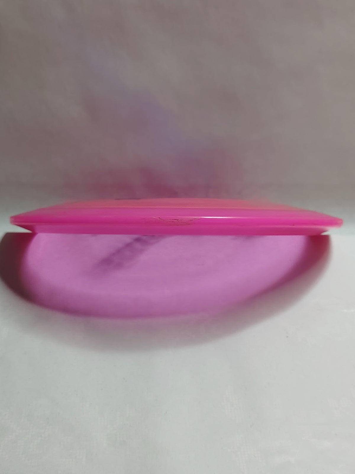 Discmania Active Premium Magician – Discmania Stamp Misprint, Pinkki, noin 173 g, Kunto: B+/A-