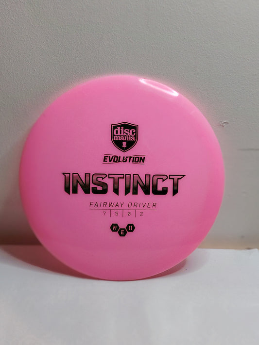 Discmania Instinct (Evolution Neo) – Pinkki 176g