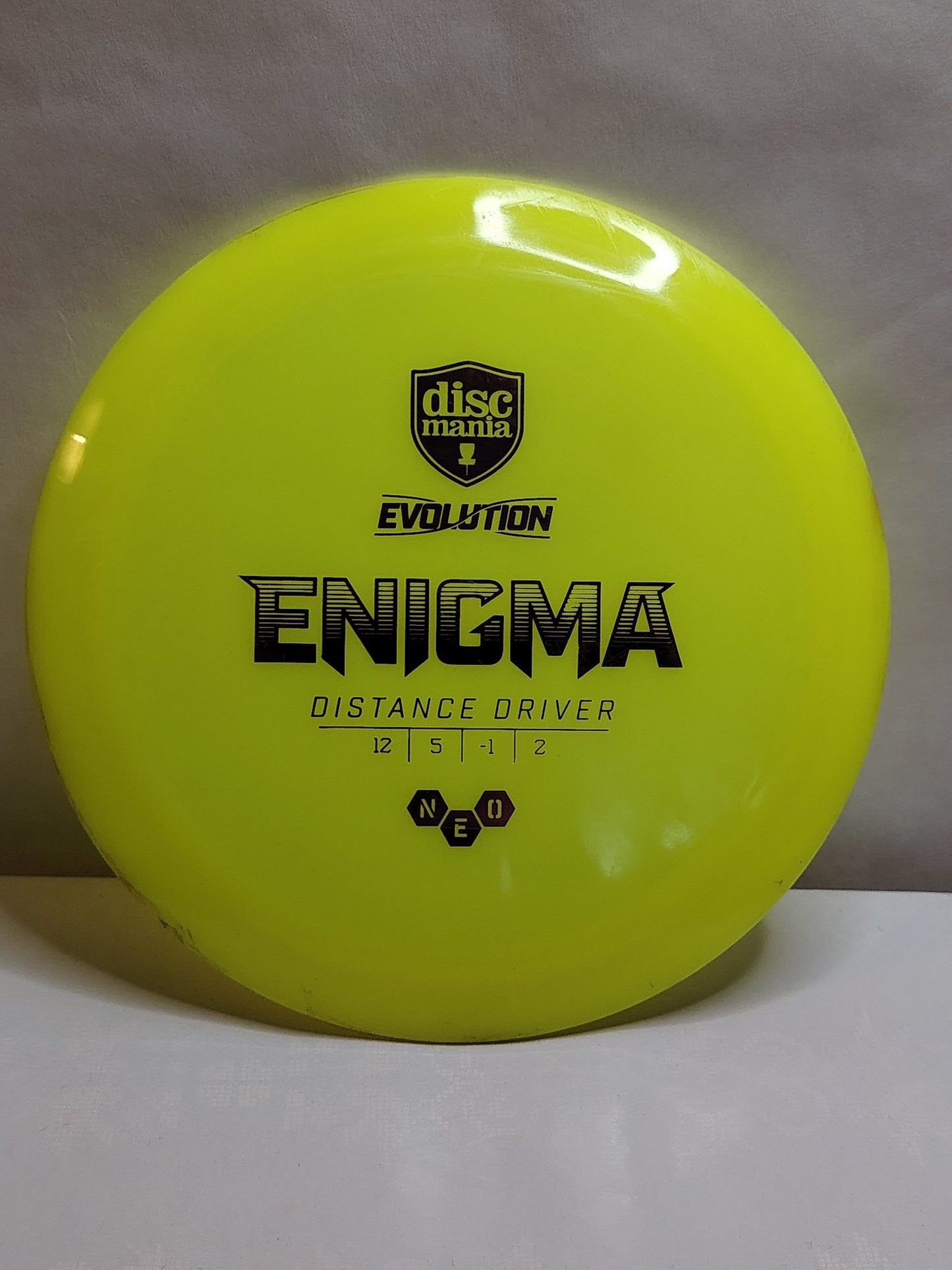 Discmania Enigma (Evolution Neo) – Keltainen 173g