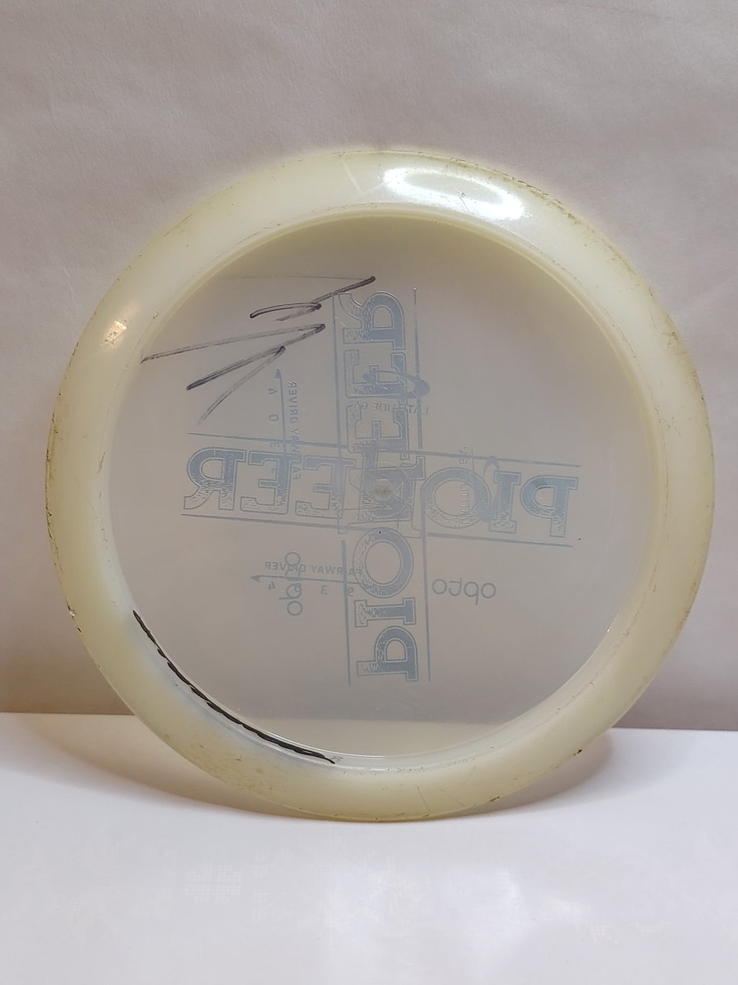 Latitude 64 Pioneer (Opto Misprint) Valkoinen 172 g