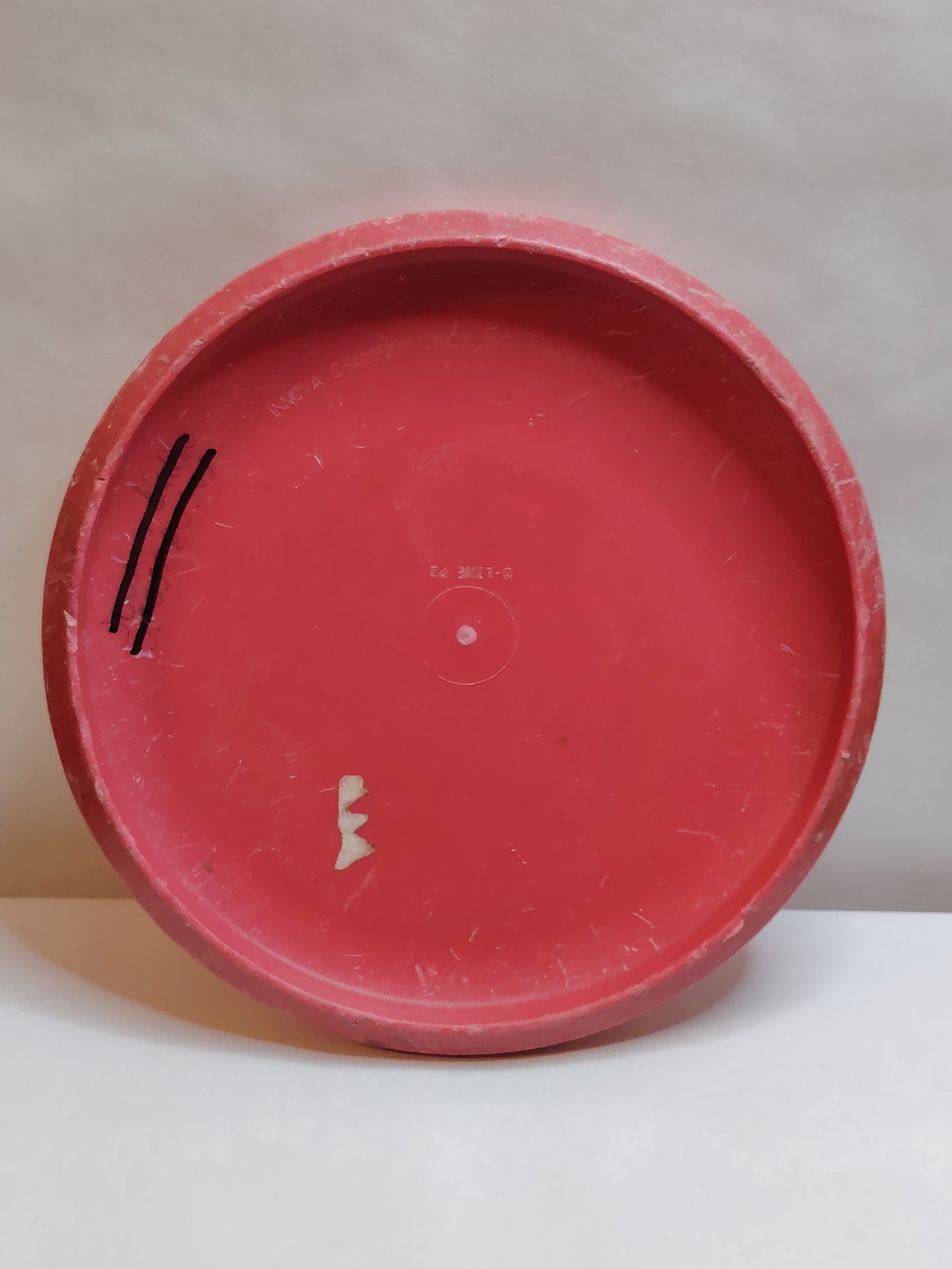 Discmania P2 (D-Line – Innova Made) Punainen 175 g