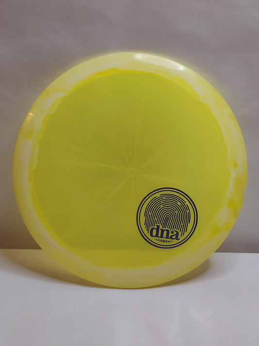 Discmania FD (Horizon C-Line) – Silas Schultz DNA Series – Keltainen 176 g