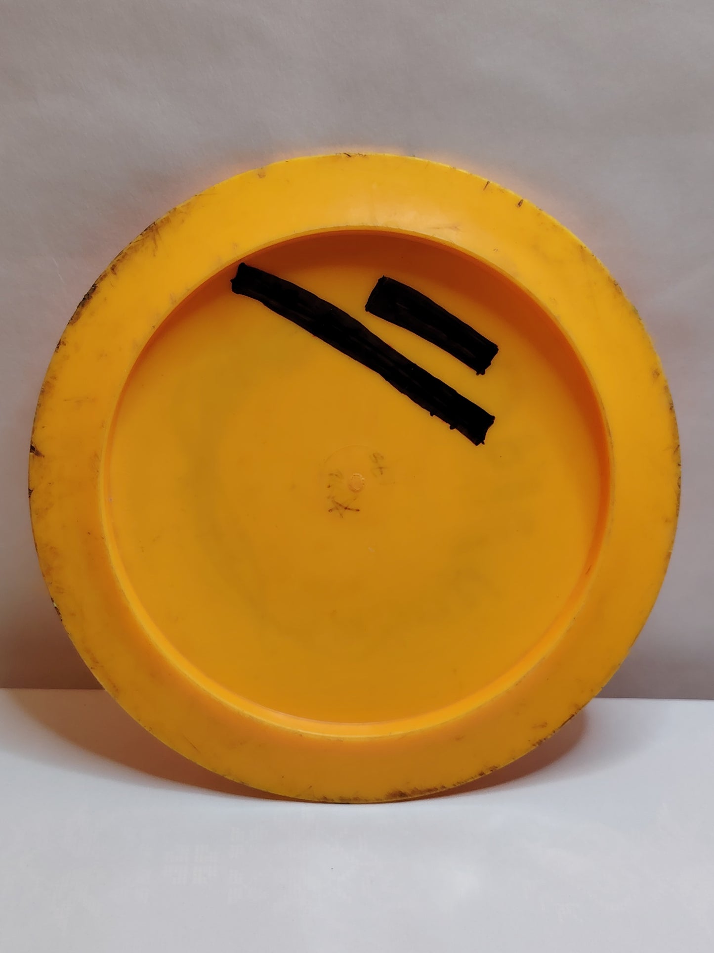 Discmania DD2 S-Line Frenzy (Innova Made) – Keltainen, 175 g, Kunto C+