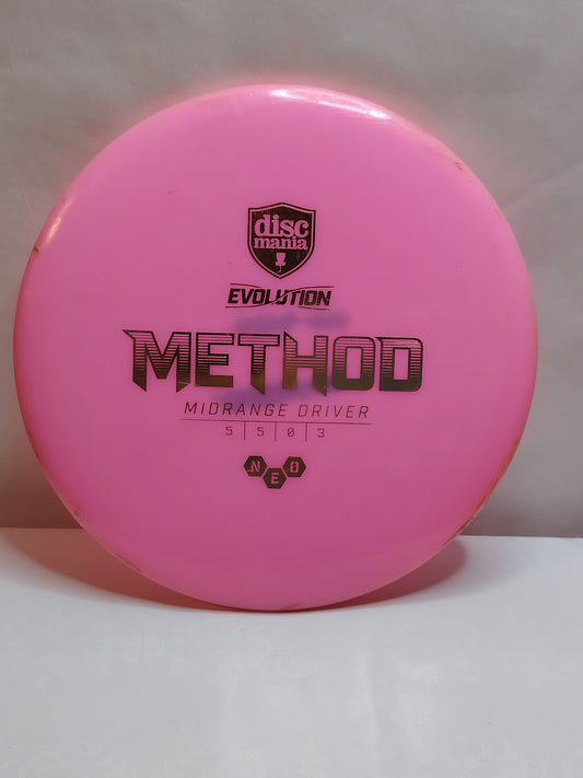 Discmania Method Neo — Pinkki (178 g) — Kunto B+