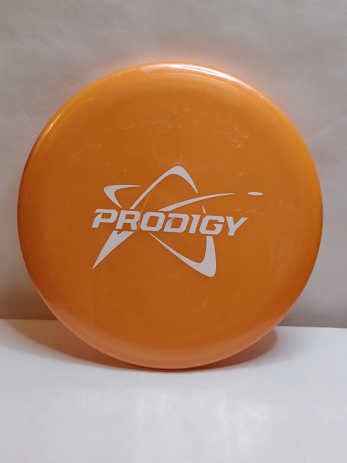 Prodigy PA-3 300 Glow – Oranssi, 173 g, Kunto A-
