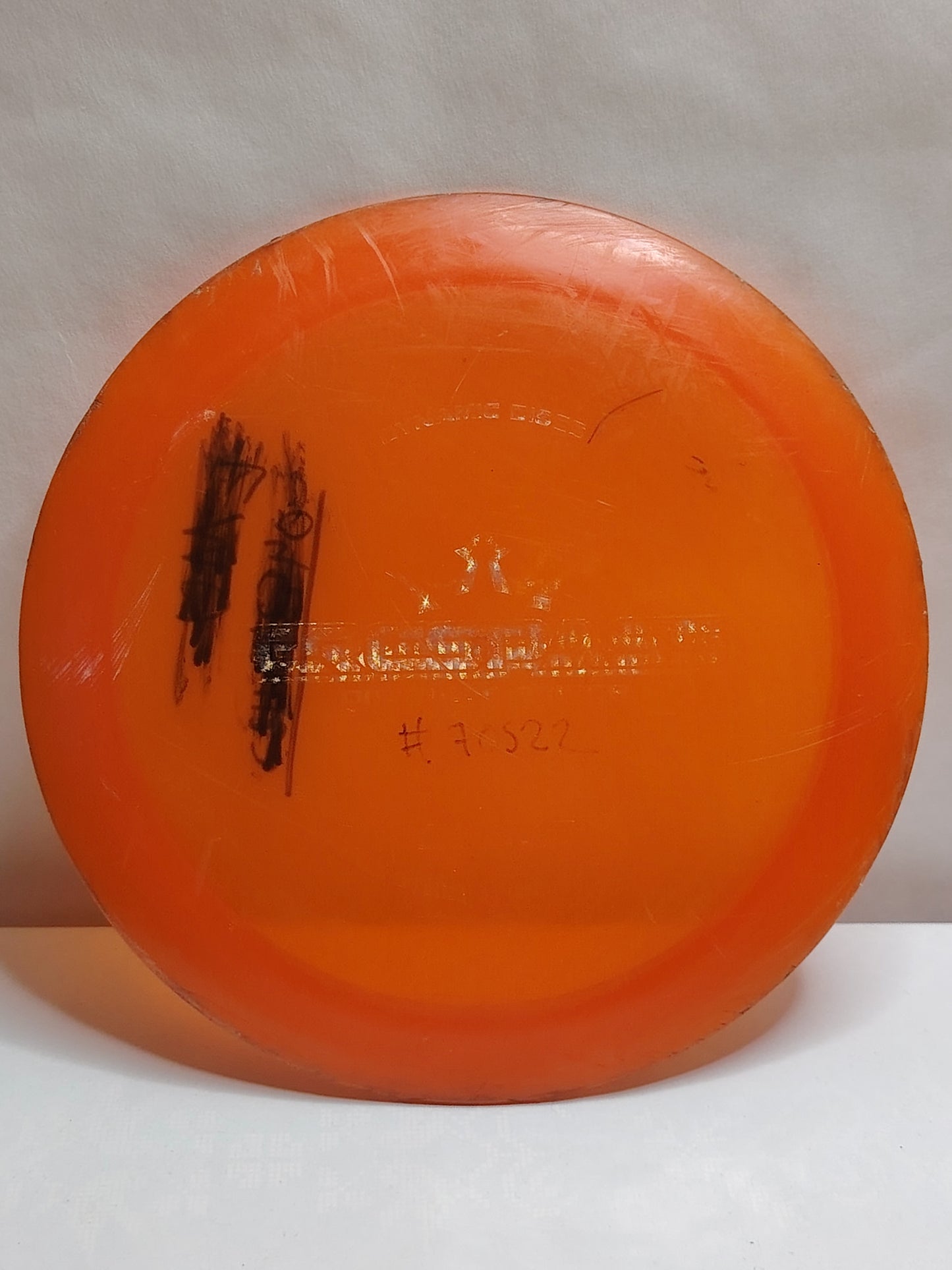 Dynamic Discs Lucid Trespass – Oranssi, 166 g, Kunto: C