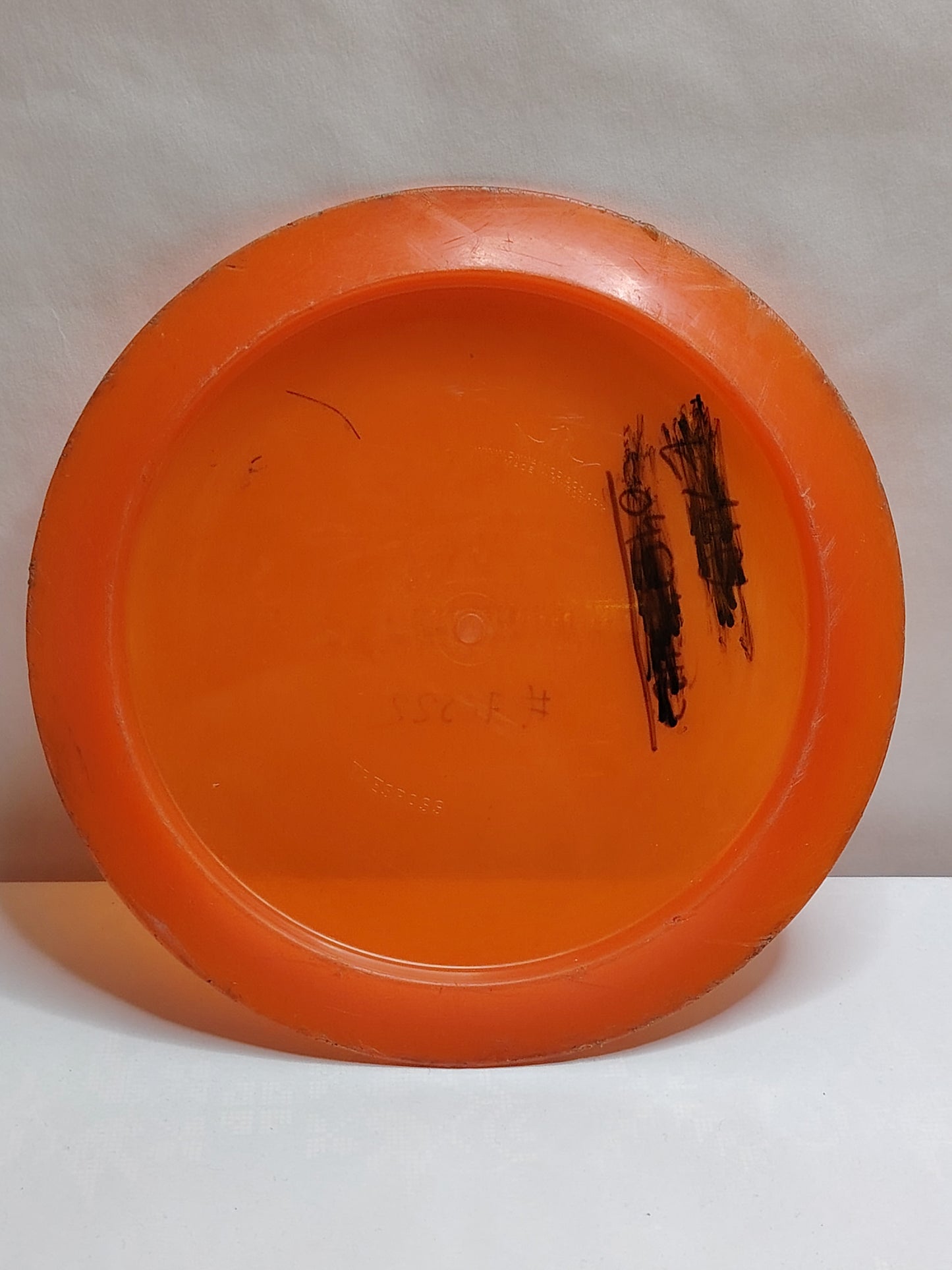 Dynamic Discs Lucid Trespass – Oranssi, 166 g, Kunto: C