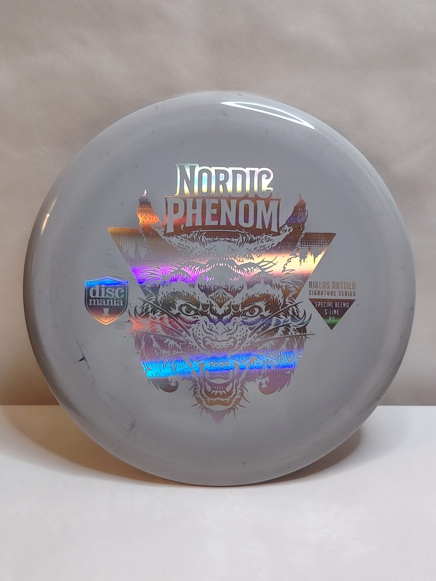 Discmania Nordic Phenom PD – Niklas Anttila Signature, S-Line, Harmaa, 174 g, Kunto: Käyttämätön