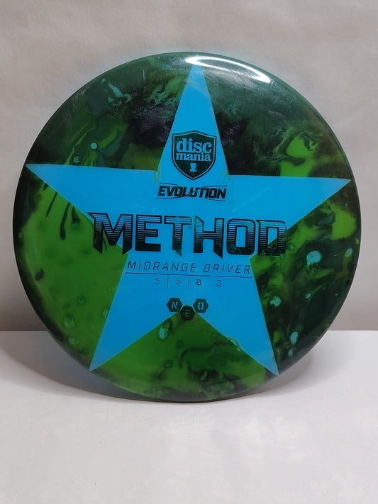 Discmania Evolution Neo Method – Dyed, 174 g, Kunto: A