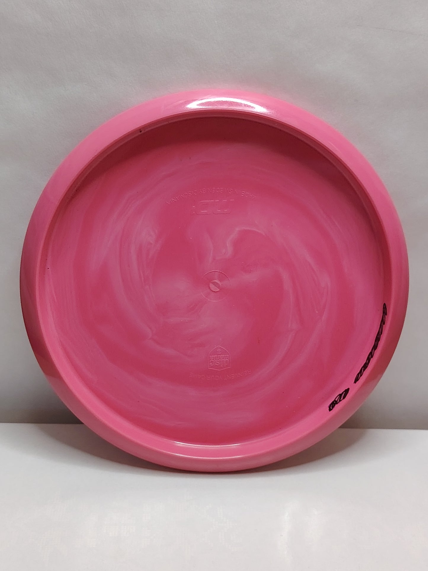 Discmania Glow Swirl S-Line MD1 – Pinkki, 177 g, Kunto: A