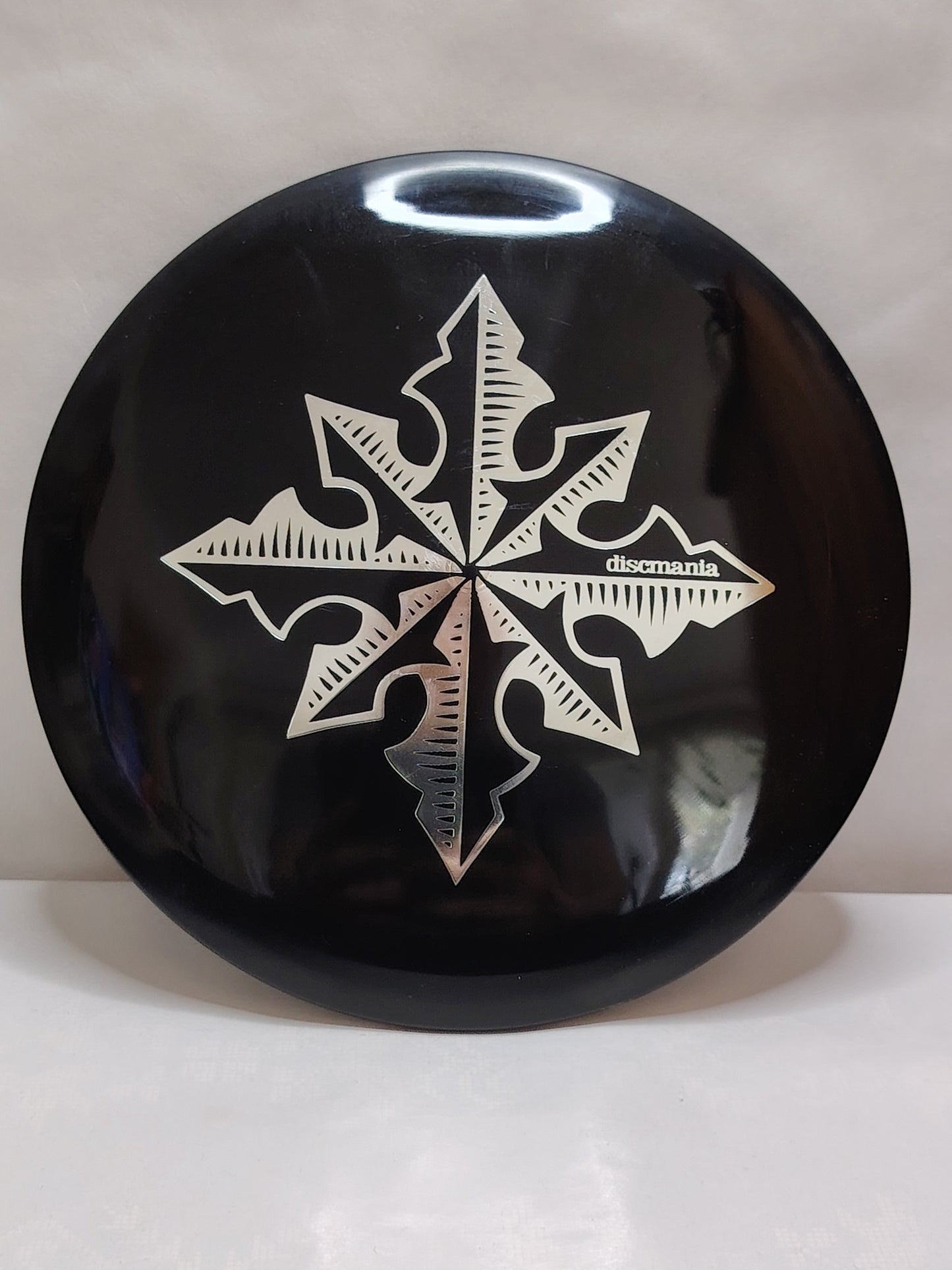 Discmania Neo Instinct – North Star Stamp, Musta, 173 g, Kunto: Käyttämätön