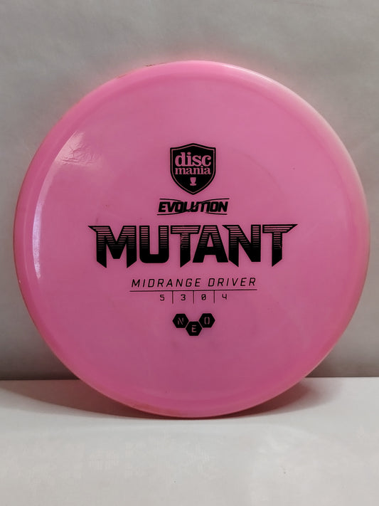 Discmania Neo Mutant – Pinkki, 177 g, Kunto: B
