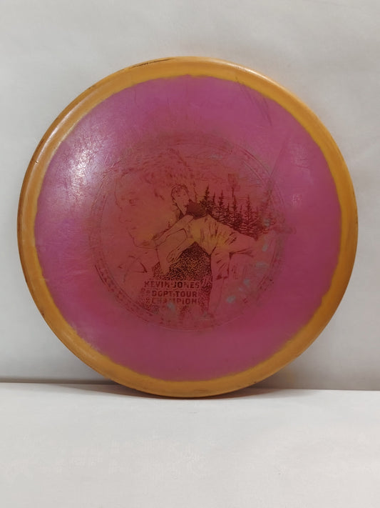 Prodigy Kevin Jones A3 – Spectrum 750 – DGPT Champion – Oranssi/Pinkki, 174 g, Kunto: B