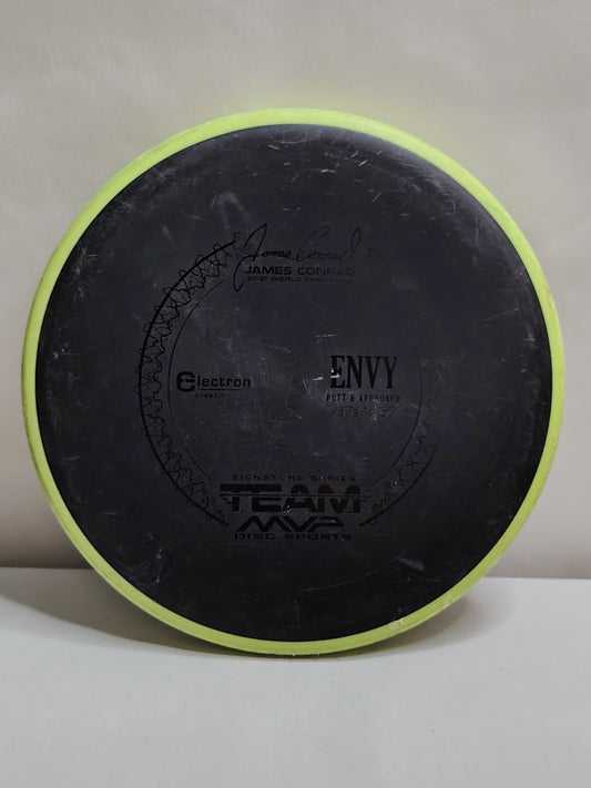 Axiom Discs Electron Envy – James Conrad Signature Series – Musta, 170 g, Kunto: B