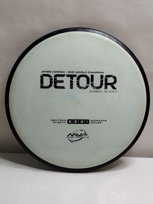 MVP Disc Sports Neutron Detour – James Conrad Edition – Valkoinen, 177 g, Kunto: B