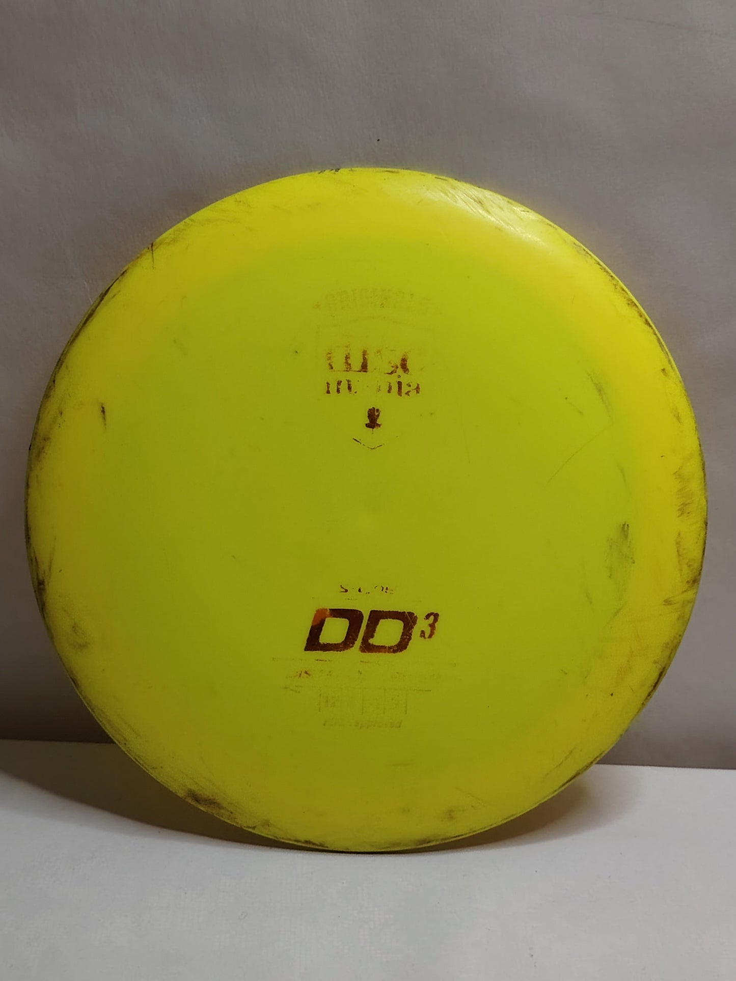 Discmania S-Line DD3 (Innova Made) – Keltainen, 173–175 g, Kunto: B-