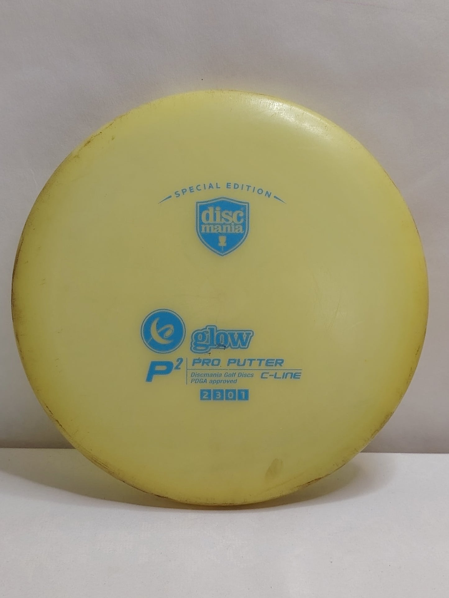 Discmania Innova Made Glow C-Line P2 Special Edition – noin 174 g, Kunto: B