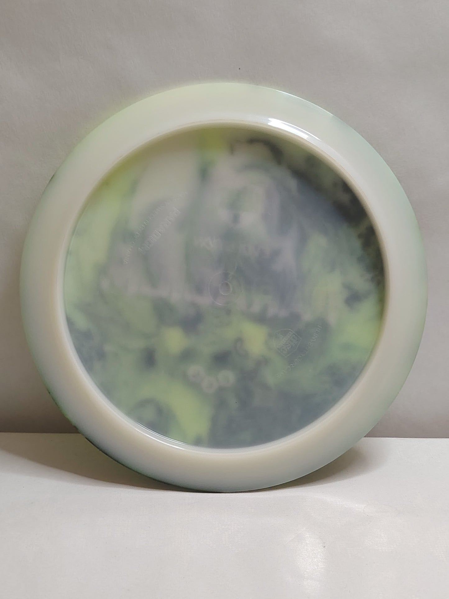 Discmania Neo Paradigm Dyed – 174 g, Kunto: A