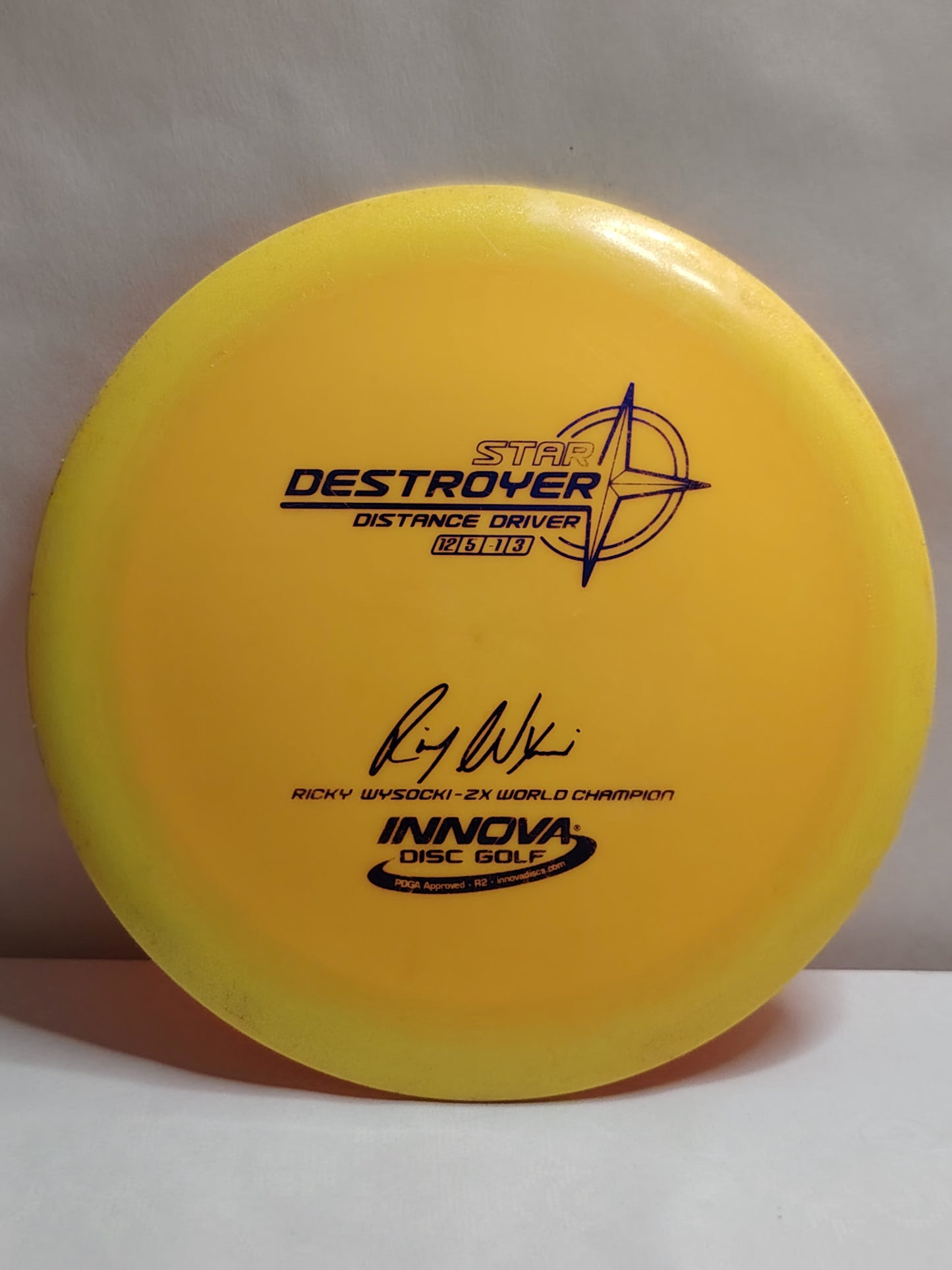 Innova Star Destroyer – Ricky Wysocki – Keltainen/Oranssi, noin 174 g, Kunto: A-