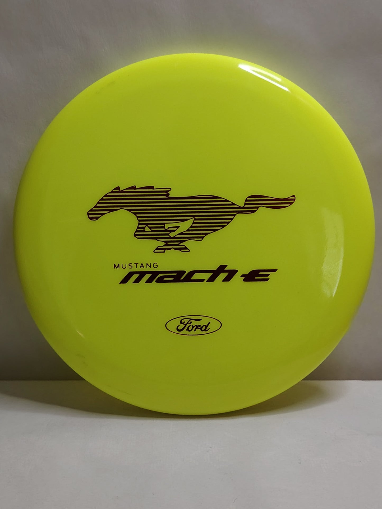 Discmania Lux Link – Mustang Mach-E Edition – Keltainen, 176 g, Kunto: A