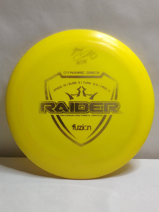 Dynamic Discs Fuzion Raider – Keltainen, 171 g, Kunto: B+