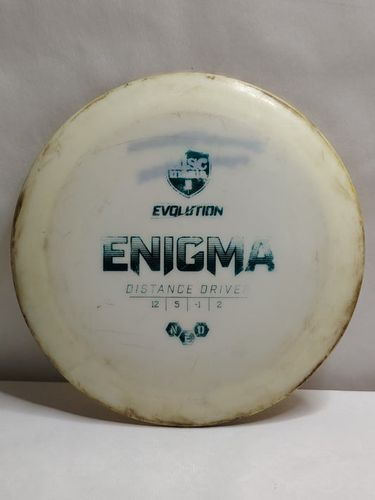 Discmania Neo Enigma – Valkoinen, 173 g, Kunto: C+