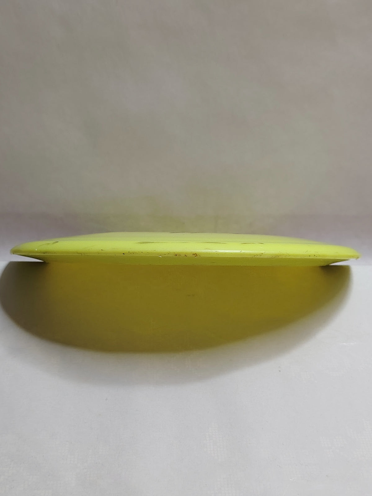 Discmania Innova Made P-Line DD Hysteria – Keltainen, 175 g, Kunto: B+