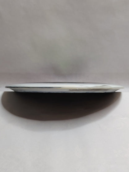 Latitude 64 Honor – Grand Orbit, musta, 174 g, Kunto: B+/A-